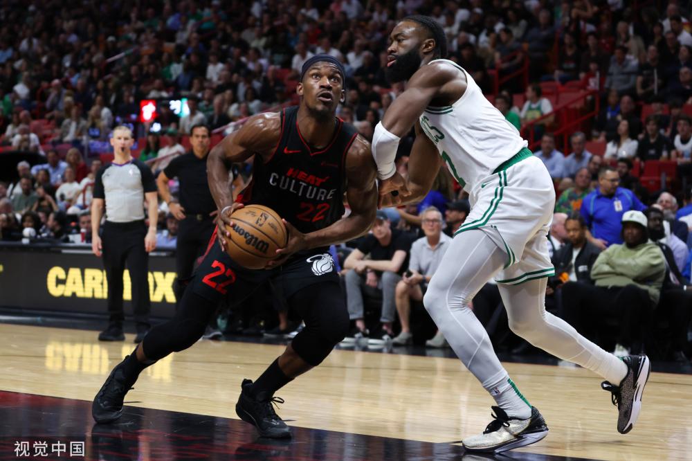 许多年轻选 许多年轻选