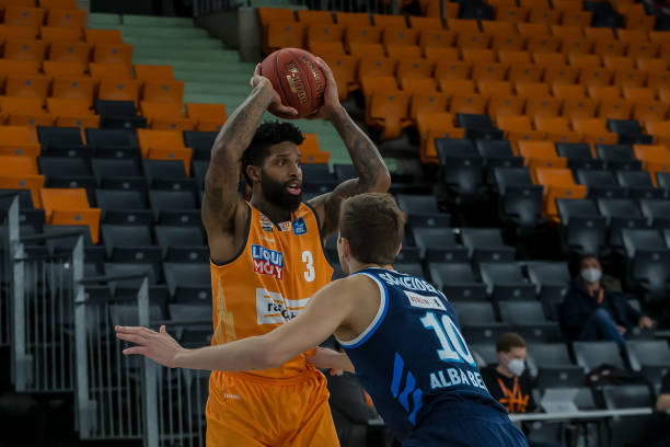 于帕梅卡诺 于帕梅卡诺