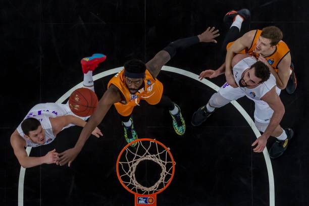 科曼出自巴 科曼出自巴