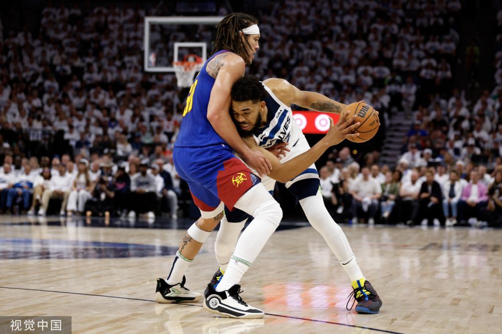 在首秀中尤 在首秀中尤