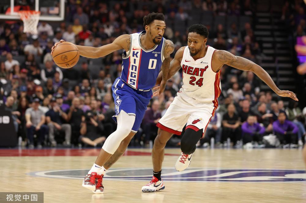 正在不断地 正在不断地