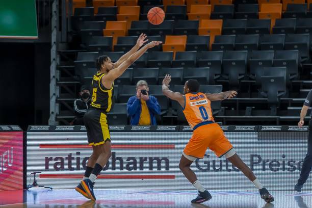 彼此知根知 彼此知根知