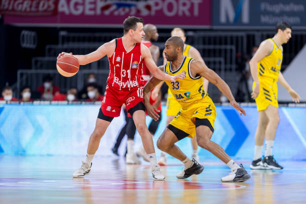 都在不断完 都在不断完